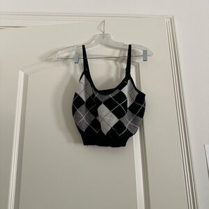 Chic Argyle Knit Crop Top Size M.